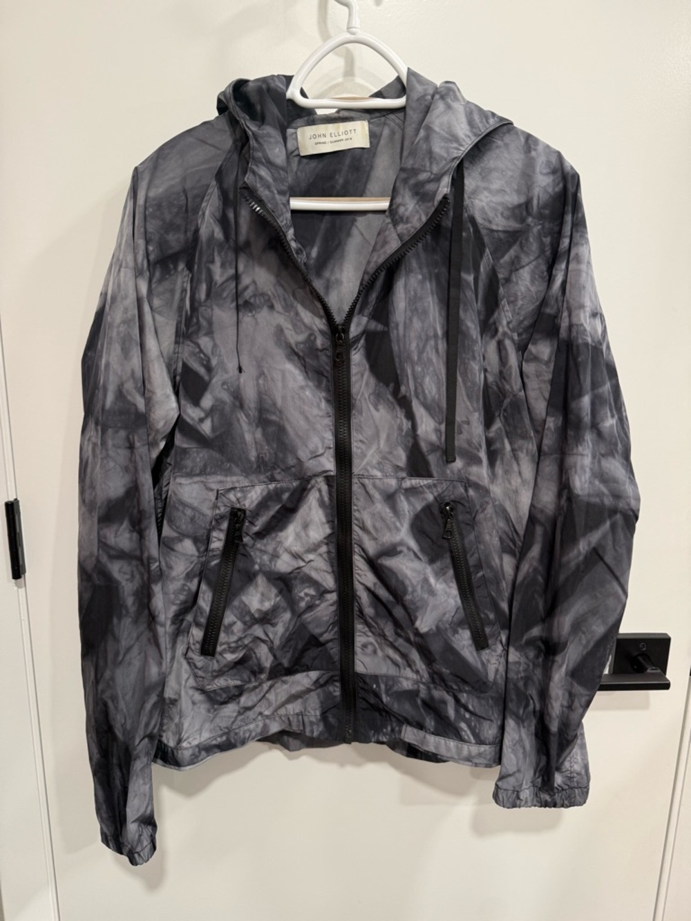 John Elliott Men’s Hooded Windbreaker Jacket Sz 4 Lightweight Designer